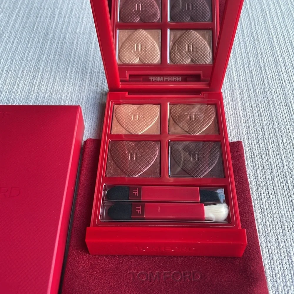 TOM FORD Love Collection Eye Color Quad Eyeshadow Palette - HONEYMOON